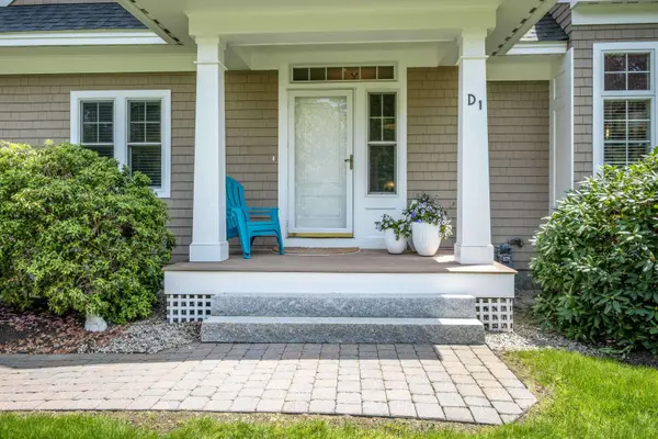100 Shepards Cove RD #D1, Kittery, ME 03904