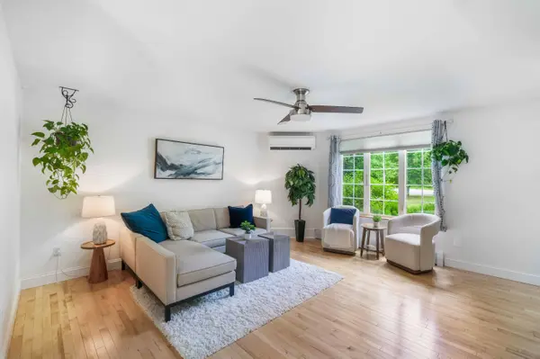 12 Whitney Pines DR, Standish, ME 04084
