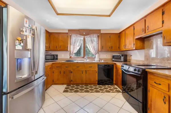 1 Birch DR, South Berwick, ME 03908