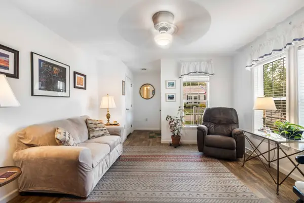 24 Caslyn DR, Eliot, ME 03903