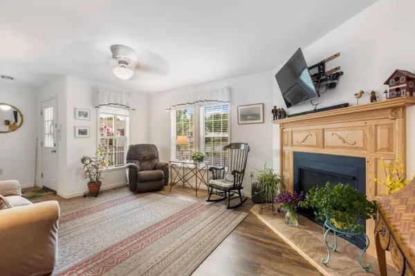 24 Caslyn DR, Eliot, ME 03903