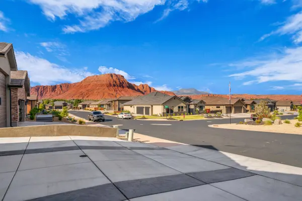492 S Memory LN, Ivins, UT 84738