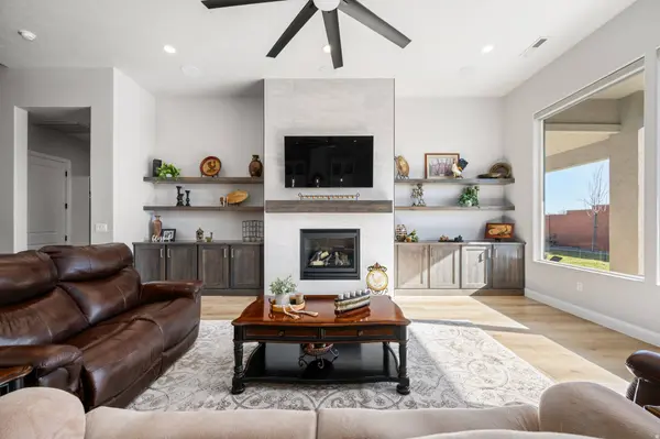227 W UNITED WAY, Ivins, UT 84738