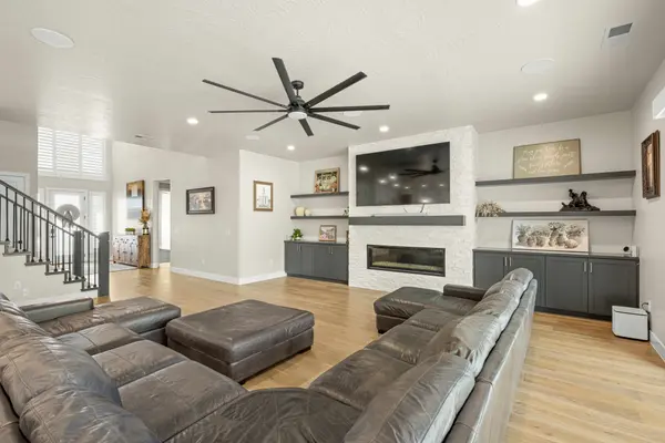 448 W Lamond Cir, Washington, UT 84780-3644
