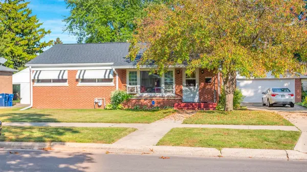 819 S FULTON AVE, Waukegan, IL 60085