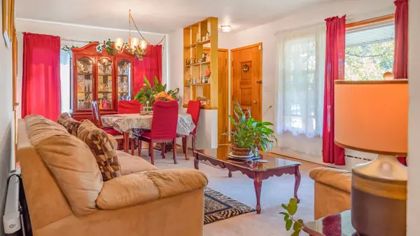 819 S FULTON AVE, Waukegan, IL 60085