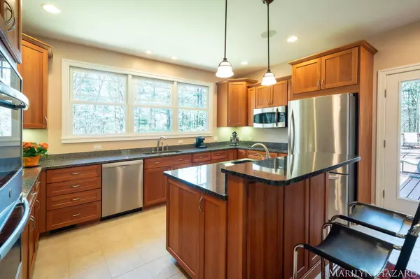 11815 Henrietta NE Drive, Rockford, MI 49341