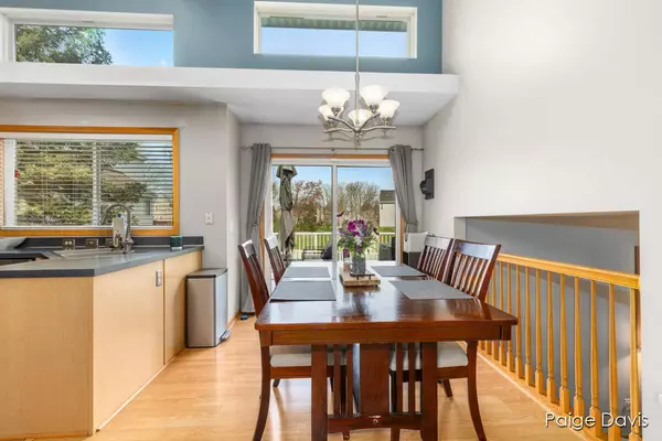 5763 Sugarberry SE Drive, Kentwood, MI 49512