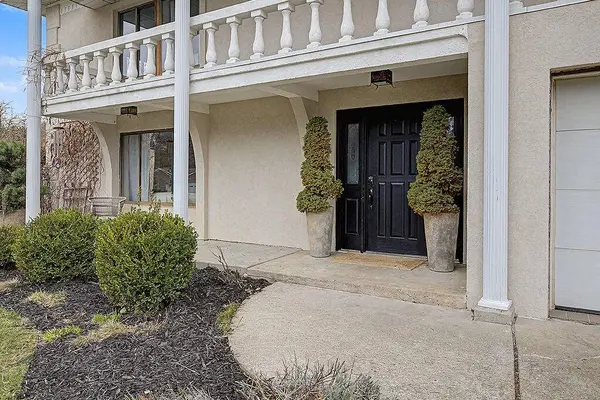 1217 El Camino NW Drive, Grand Rapids, MI 49504