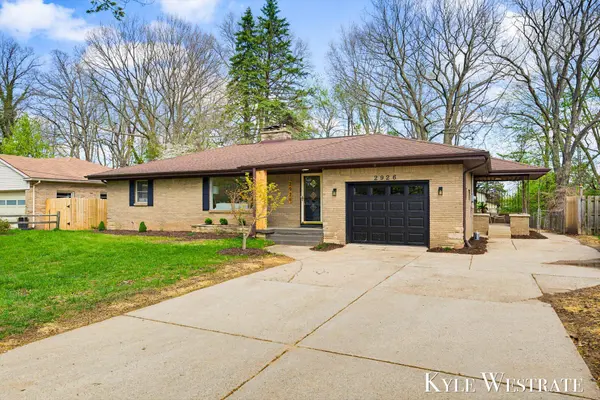 2926 Chamberlain SE Avenue, Grand Rapids, MI 49508