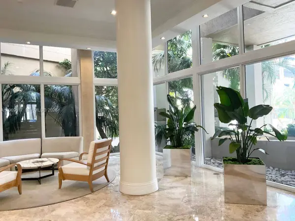 770 Claughton Island Dr #704, Miami, FL 33131
