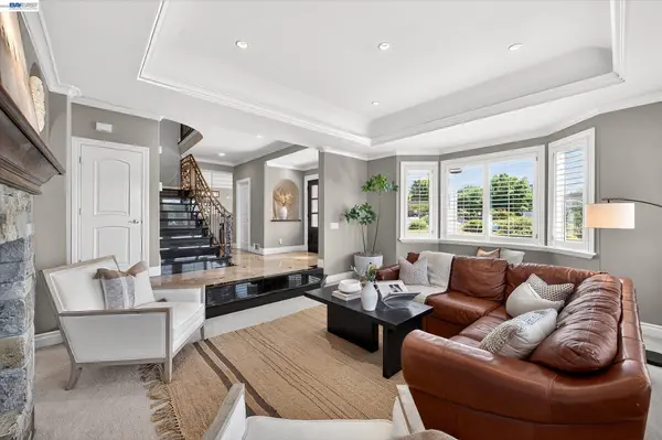 2337 Grosvenor Heights Ct, Livermore, CA 94550