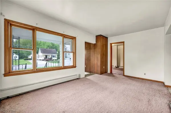 2131 Overland AVE NE, Warren, OH 44483