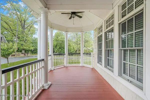 237 Bayview AVE, Staten Island, NY 10309