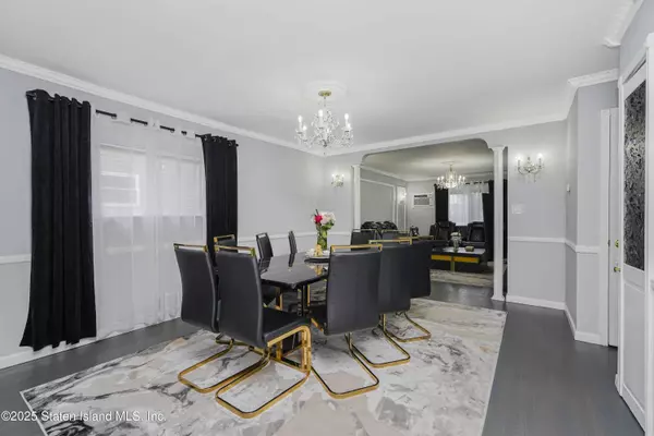 26 E Brandis AVE, Staten Island, NY 10308