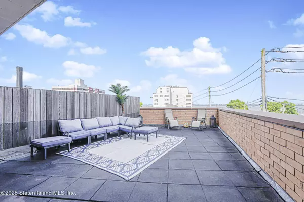 155 Bay ST #2l, Staten Island, NY 10301