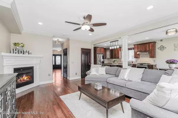 859 Rathbun AVE, Staten Island, NY 10312