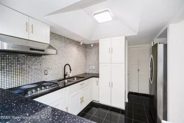 35 Melissa ST #A, Staten Island, NY 10314