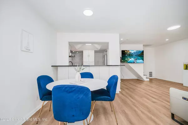 35 Melissa ST #A, Staten Island, NY 10314