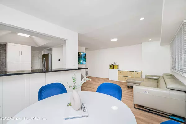 35 Melissa ST #A, Staten Island, NY 10314