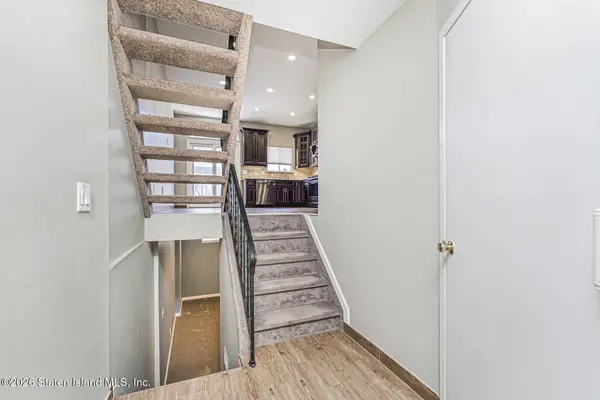 105 Crown AVE, Staten Island, NY 10312