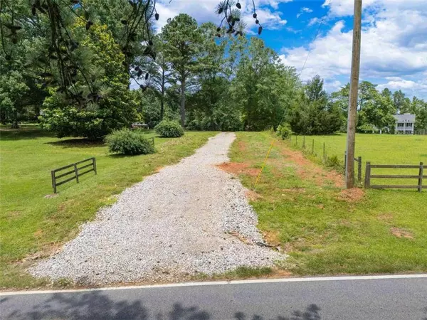 7662 Berea RD, Winston, GA 30187