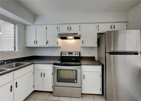 8577 Parkside DR, Jonesboro, GA 30238