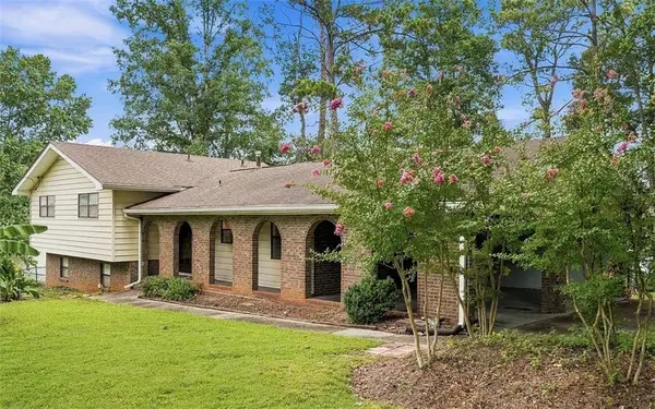 8996 Mandarin CT, Jonesboro, GA 30236