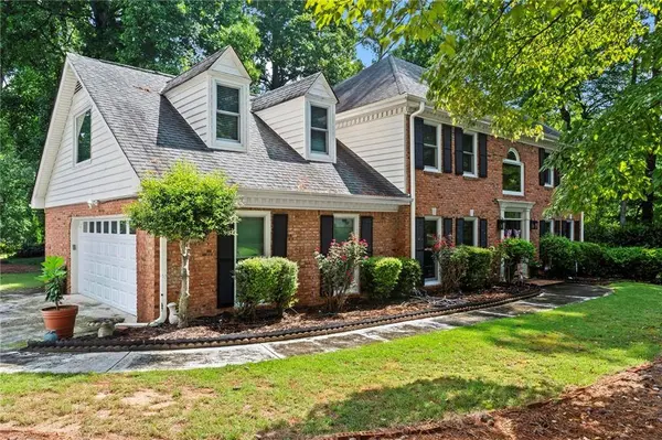 140 Lakeside DR, Kennesaw, GA 30144