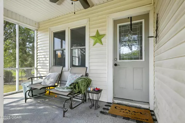 13811 E Noah Road, Nevada, MO 64772