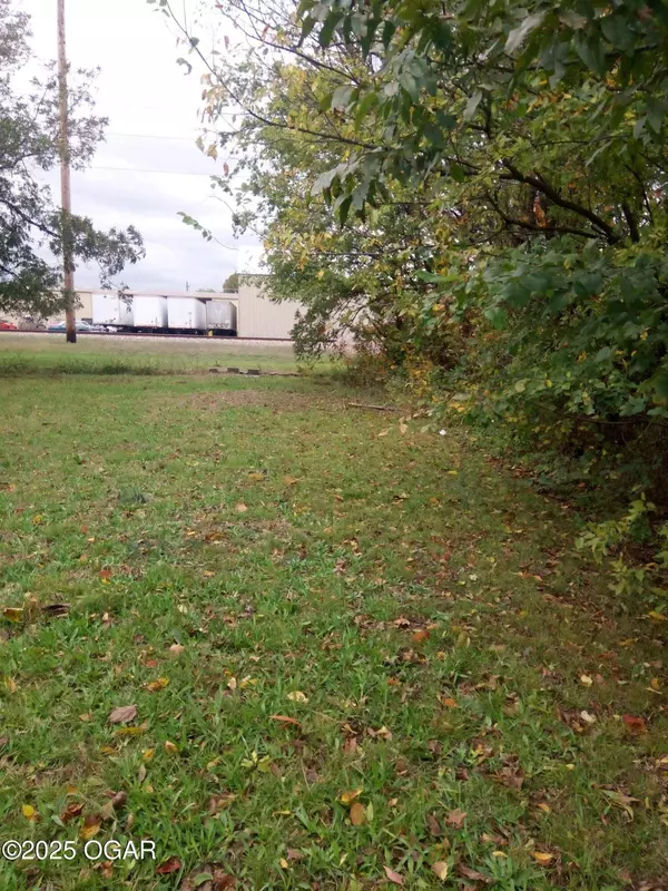 349 S 1st Street, Vinita, OK 74301