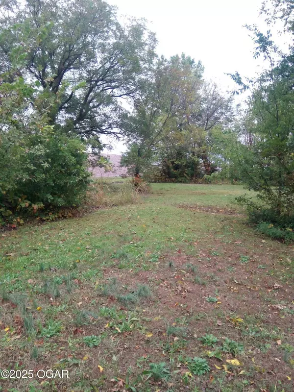 349 S 1st Street, Vinita, OK 74301