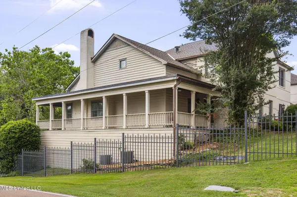 107 Lakepointe Drive, Madison, MS 39110