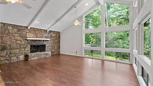 555 Rusk Drive, Brandon, MS 39047