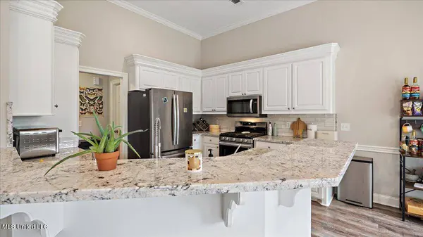 357 Kings Ridge Circle, Brandon, MS 39047