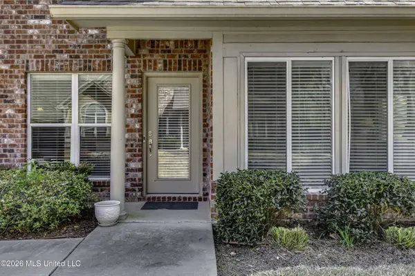 1720 Sweetwater Drive, Pearl, MS 39208