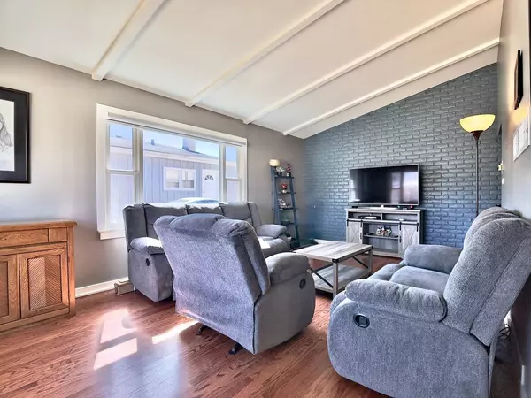 506 N Charlotte ST, Lombard, IL 60148