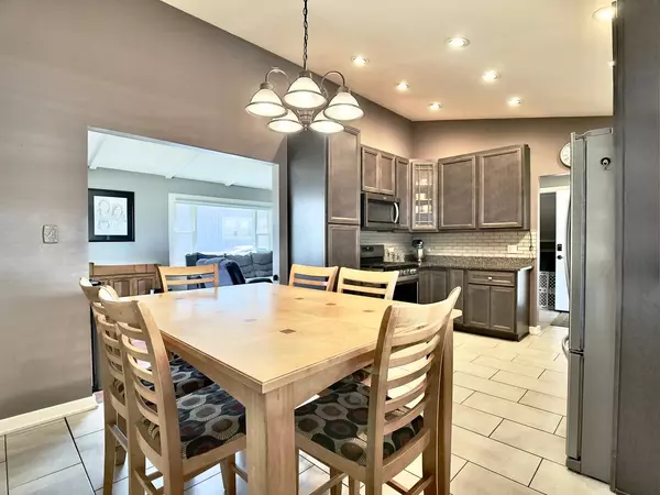 506 N Charlotte ST, Lombard, IL 60148