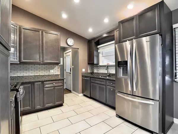 506 N Charlotte ST, Lombard, IL 60148