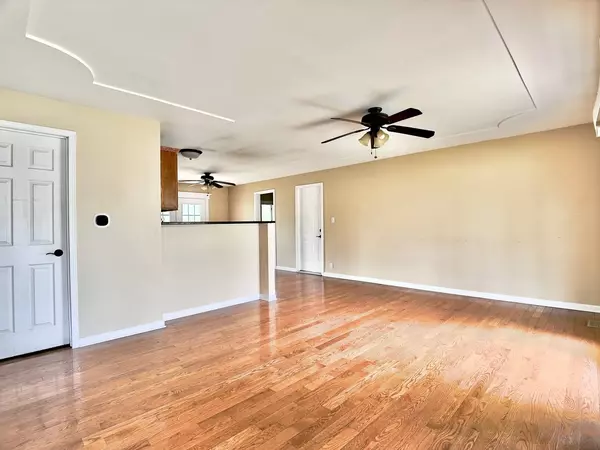 723 Dexter AVE, Romeoville, IL 60446