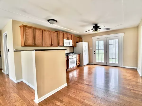 723 Dexter AVE, Romeoville, IL 60446