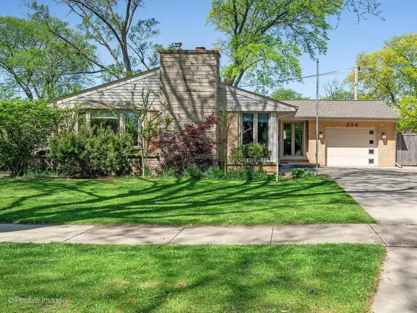 258 S Boyd AVE, Elmhurst, IL 60126