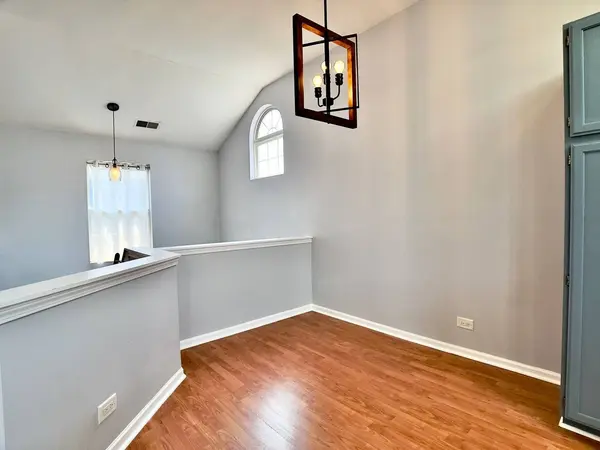 2239 Lake Ridge DR, Glendale Heights, IL 60139