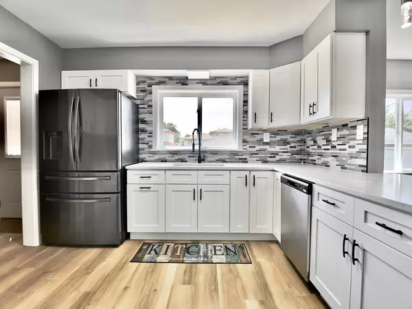 8851 W 76th PL, Justice, IL 60458