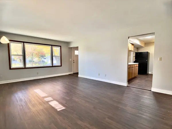 1807 Forrest BLVD, St. Charles, IL 60174