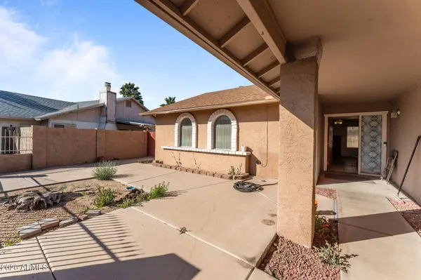 16016 N 48TH Avenue, Glendale, AZ 85306