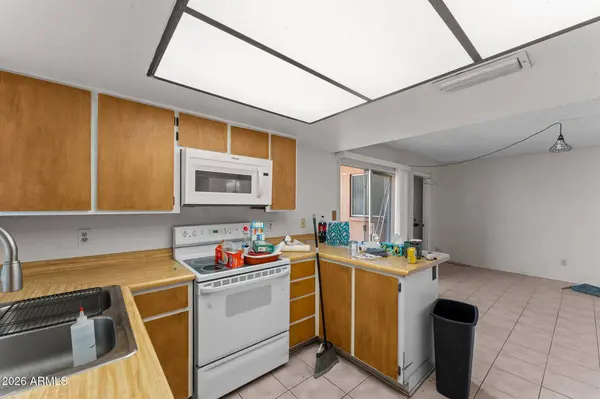 16016 N 48TH Avenue, Glendale, AZ 85306