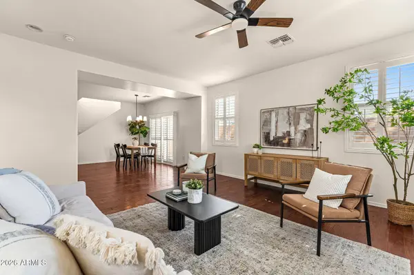 111 E PALOMINO Drive, Gilbert, AZ 85296