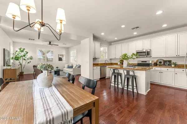 111 E PALOMINO Drive, Gilbert, AZ 85296