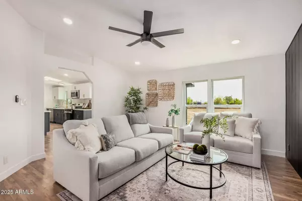 30433 W BELLVIEW Street, Buckeye, AZ 85396